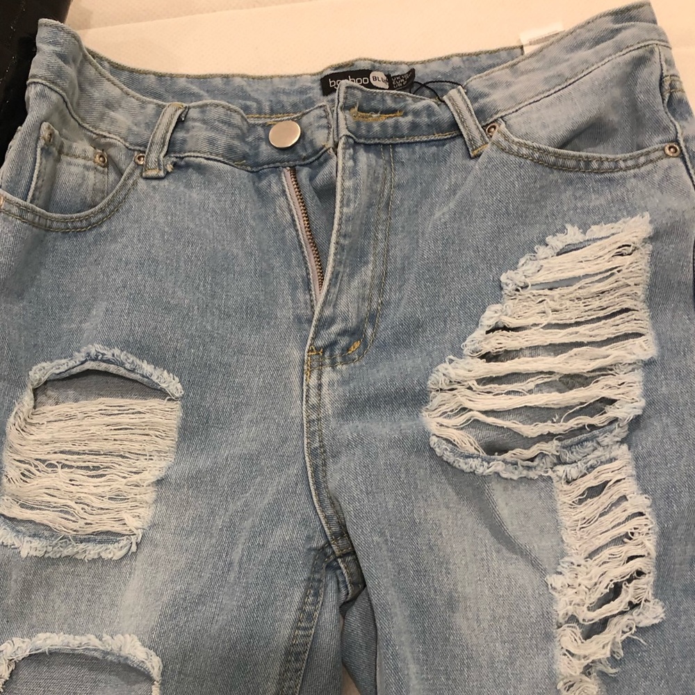 BOOHOO BLUE ripped jeans